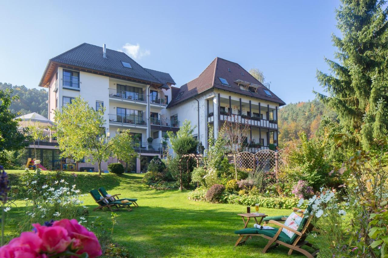 Waldhotel Felsentor Hauenstein Eksteriør billede