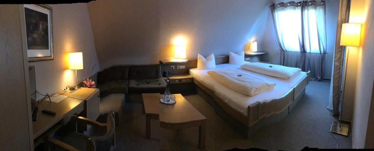 Waldhotel Felsentor Hauenstein Eksteriør billede